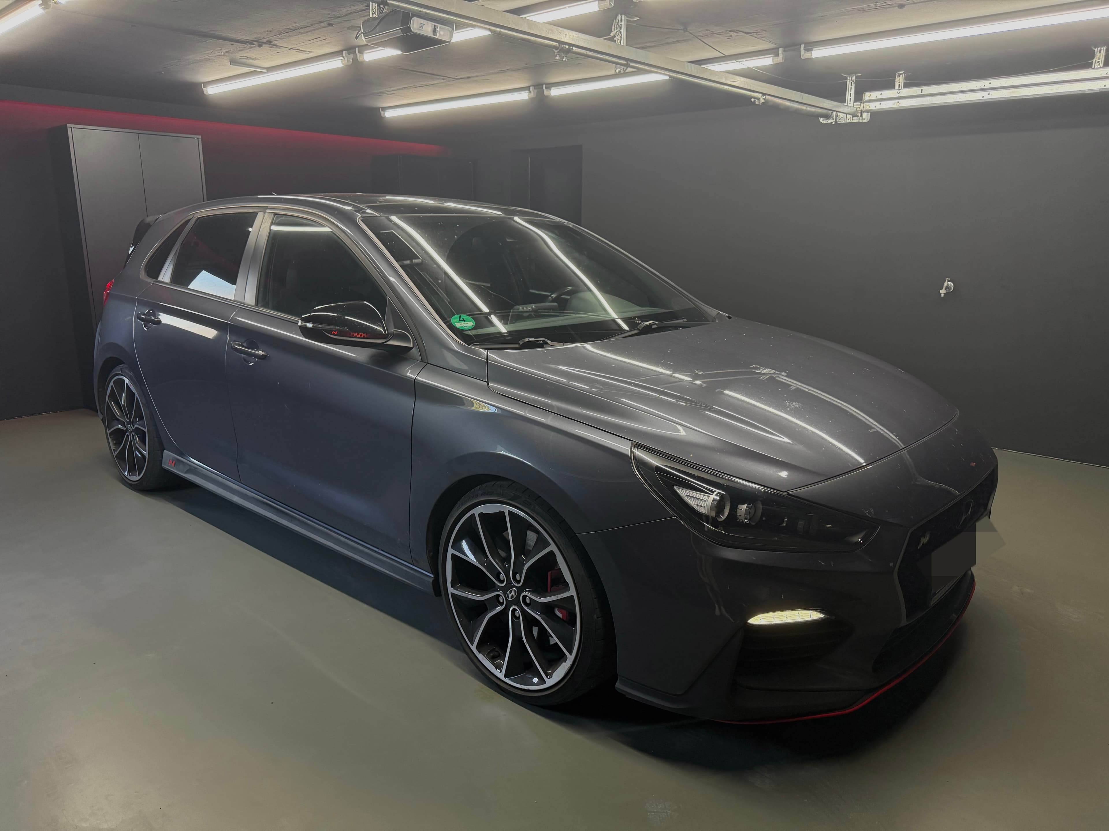Hyundai i30 N vor der Außenaufbereitung